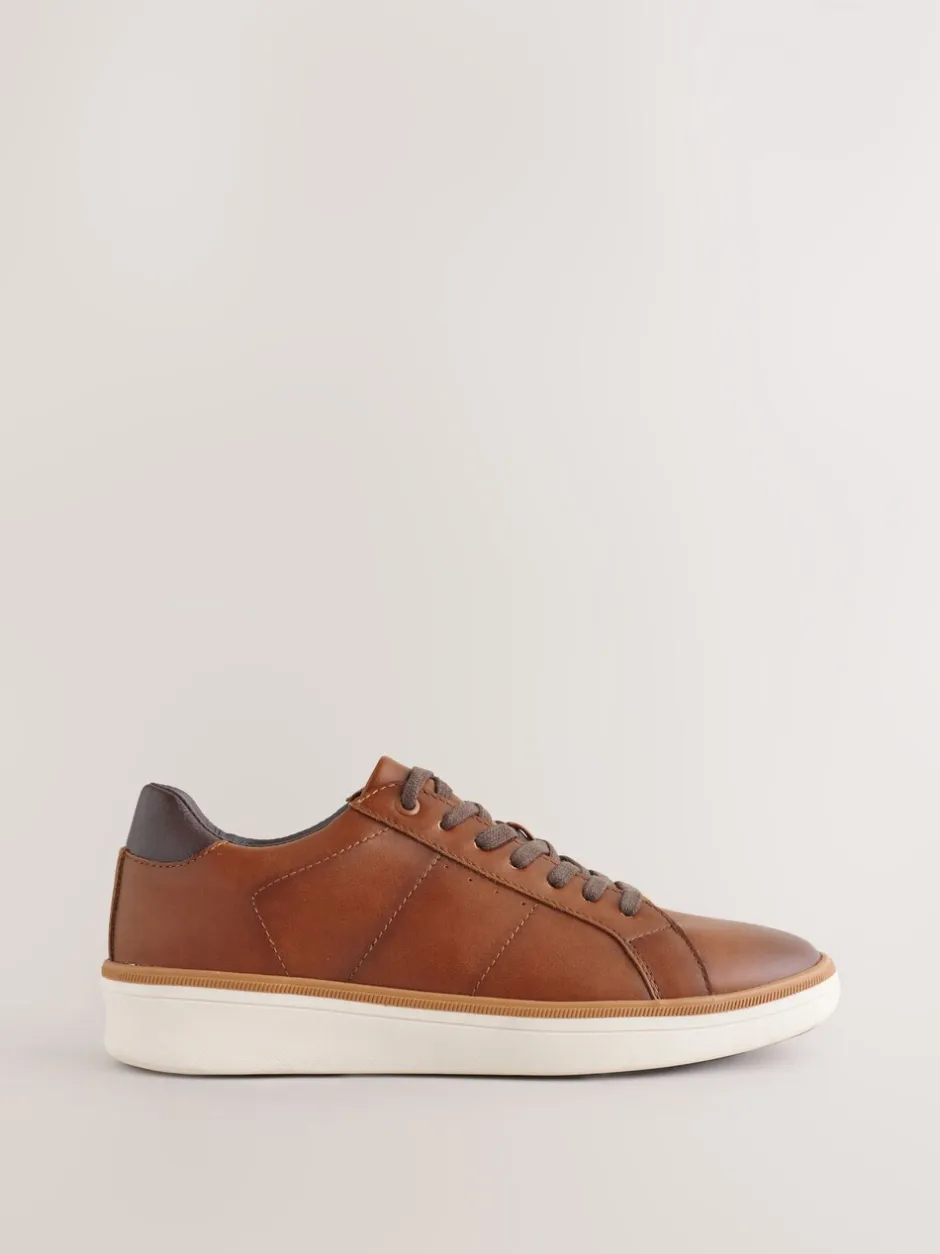 Schoenen*Next - Wedged Smart Casual Longline Trainers Lichtbruin