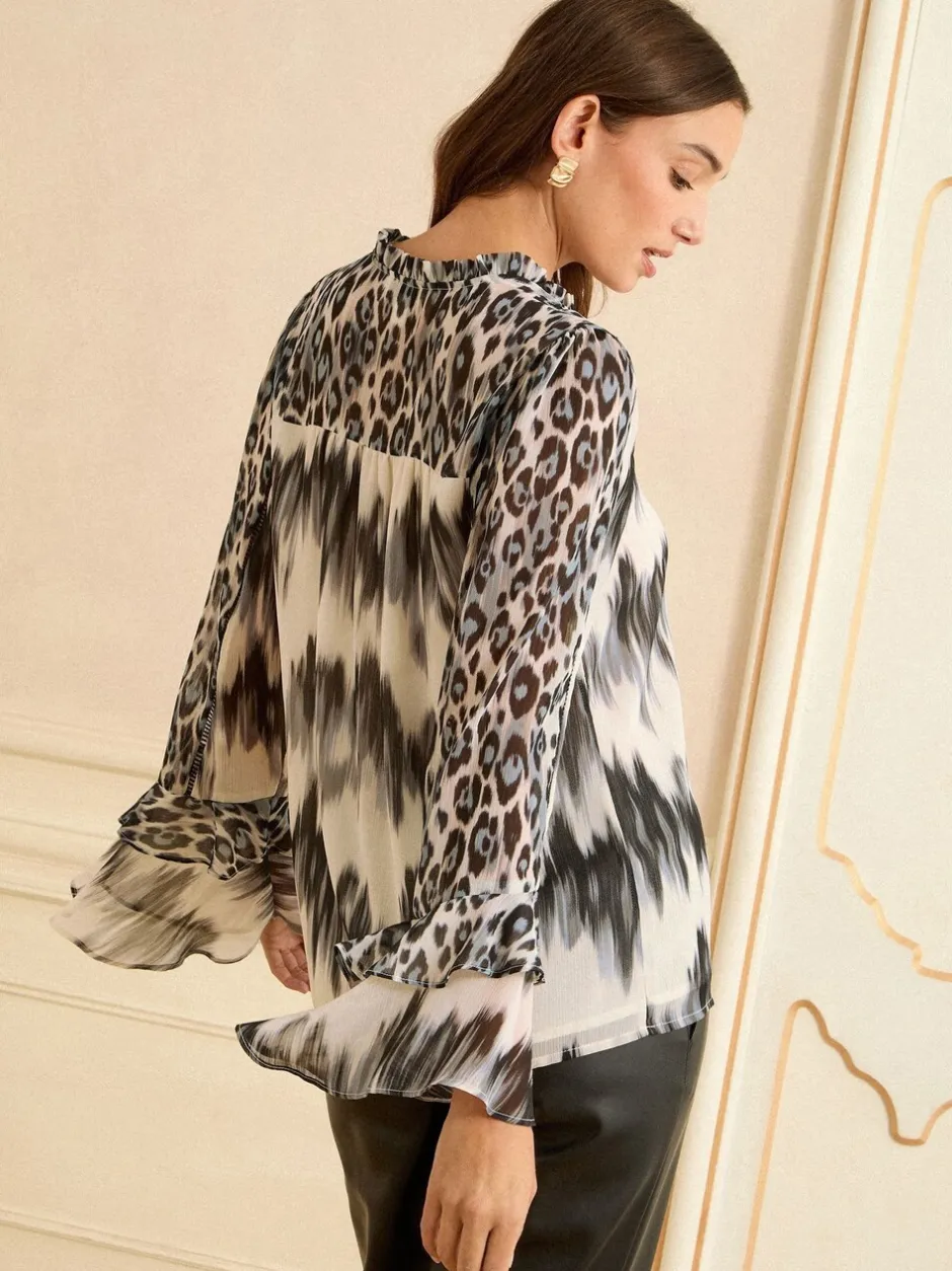 Blouses En Overhemden*Love & Roses blouse met V-hals, hardware en uitlopende mouwen