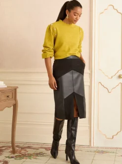 Rokken|Love & Roses Faux Suede and Faux Leather Mix Midi Skirt