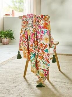 Kussentjes En Plaids|Kussentjes En Plaids|Lucy Tiffney Bloemen Bedloper