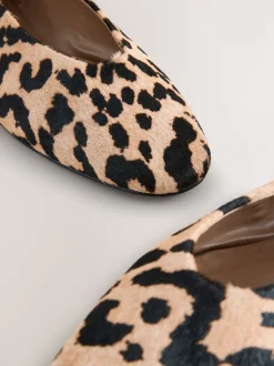 Lage Schoenen*Next Luipaardprint - Leren ballerina met ronde neus