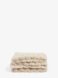 Kussentjes En Plaids|Kussentjes En Plaids|Next Luna Bedloper met geschulpt pluche imitatiebont Ivoor