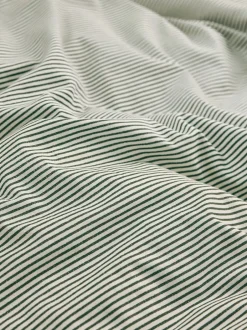 Beddengoedsets En Dekbedovertrekken|MADE.COM Ansel Stripe 100% Cotton Duvet Cover and Pillowcase Set Groen