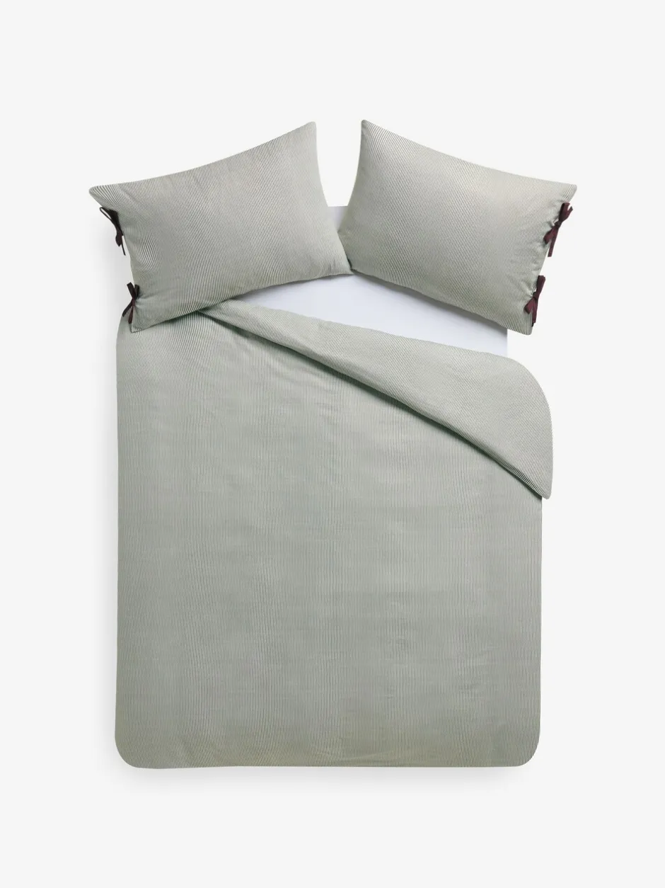 Beddengoedsets En Dekbedovertrekken|MADE.COM Ansel Stripe 100% Cotton Duvet Cover and Pillowcase Set Groen