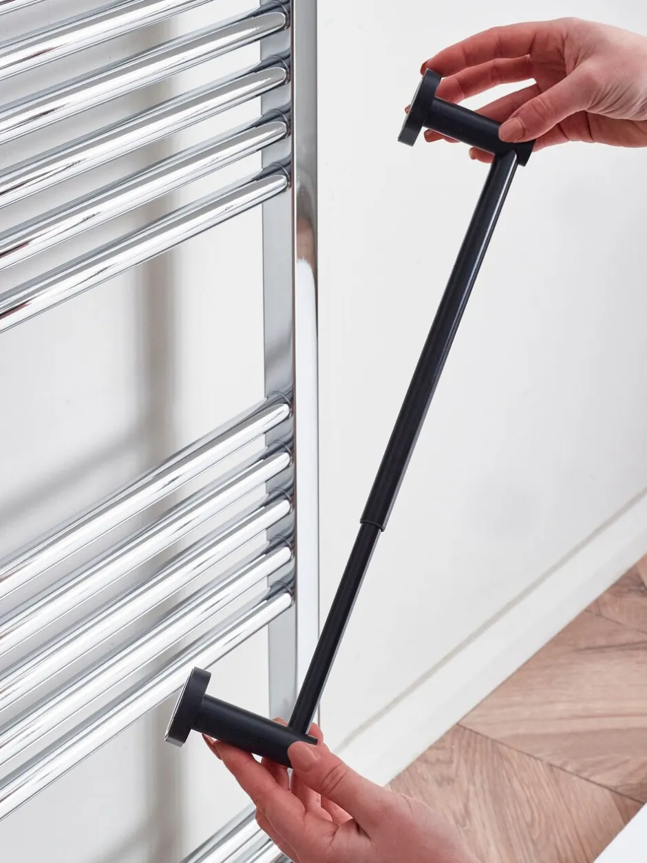 Badkameraccessoires|Next Magnetische uitschuifbare handdoekrail Zwart