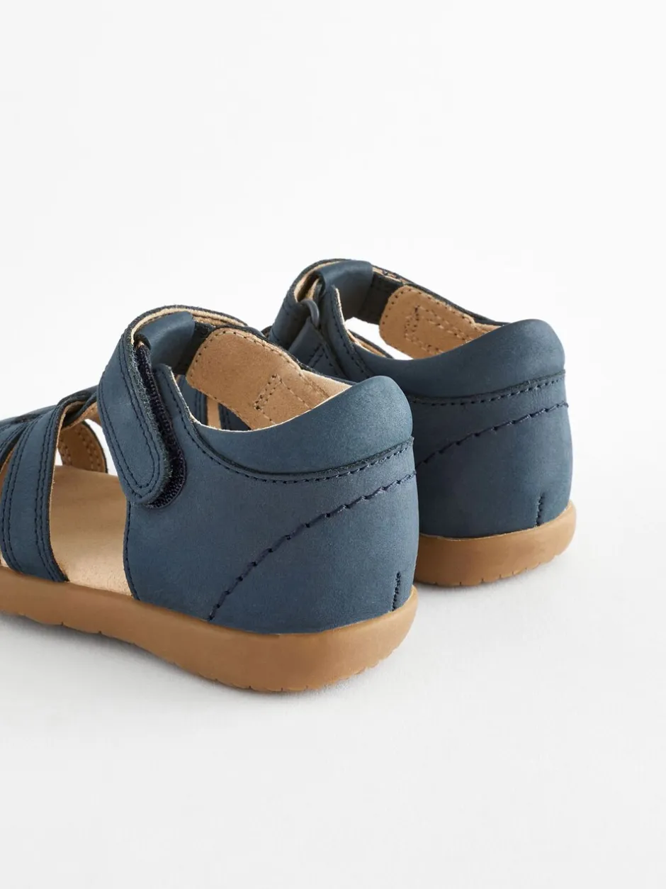 Eerste Schoentjes*Next - First Walker babysandalen van leer met klittenbandsluiting Marineblauw