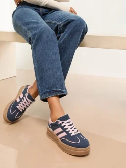 Sneakers|Lipsy Marineblauw - Faux suède sportschoen met dikke zool