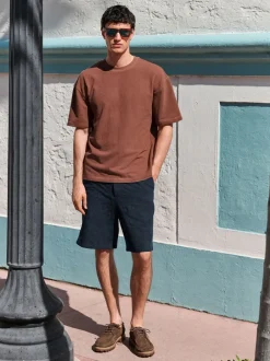 Shorts*Next Marineblauw - Regular fit Nova Fides shorts van Italiaanse stof met gehaakt patroon