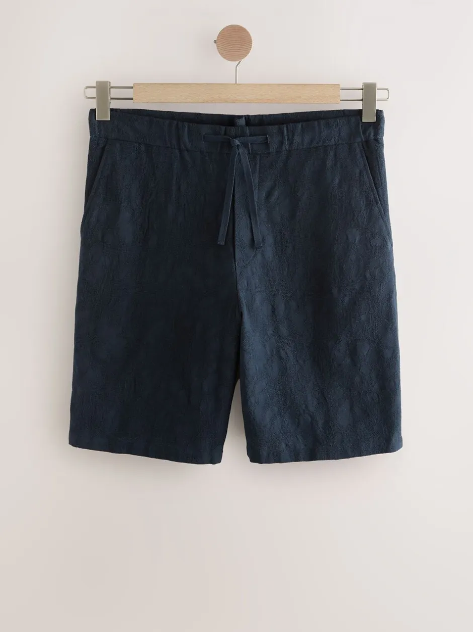 Shorts*Next Marineblauw - Regular fit Nova Fides shorts van Italiaanse stof met gehaakt patroon