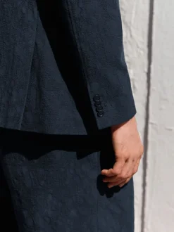 Blazers En Business-Jasjes|Next Marineblauw - Regular-fit Nova Fides kostuumjasje van Italiaanse stof met gehaakt patroon