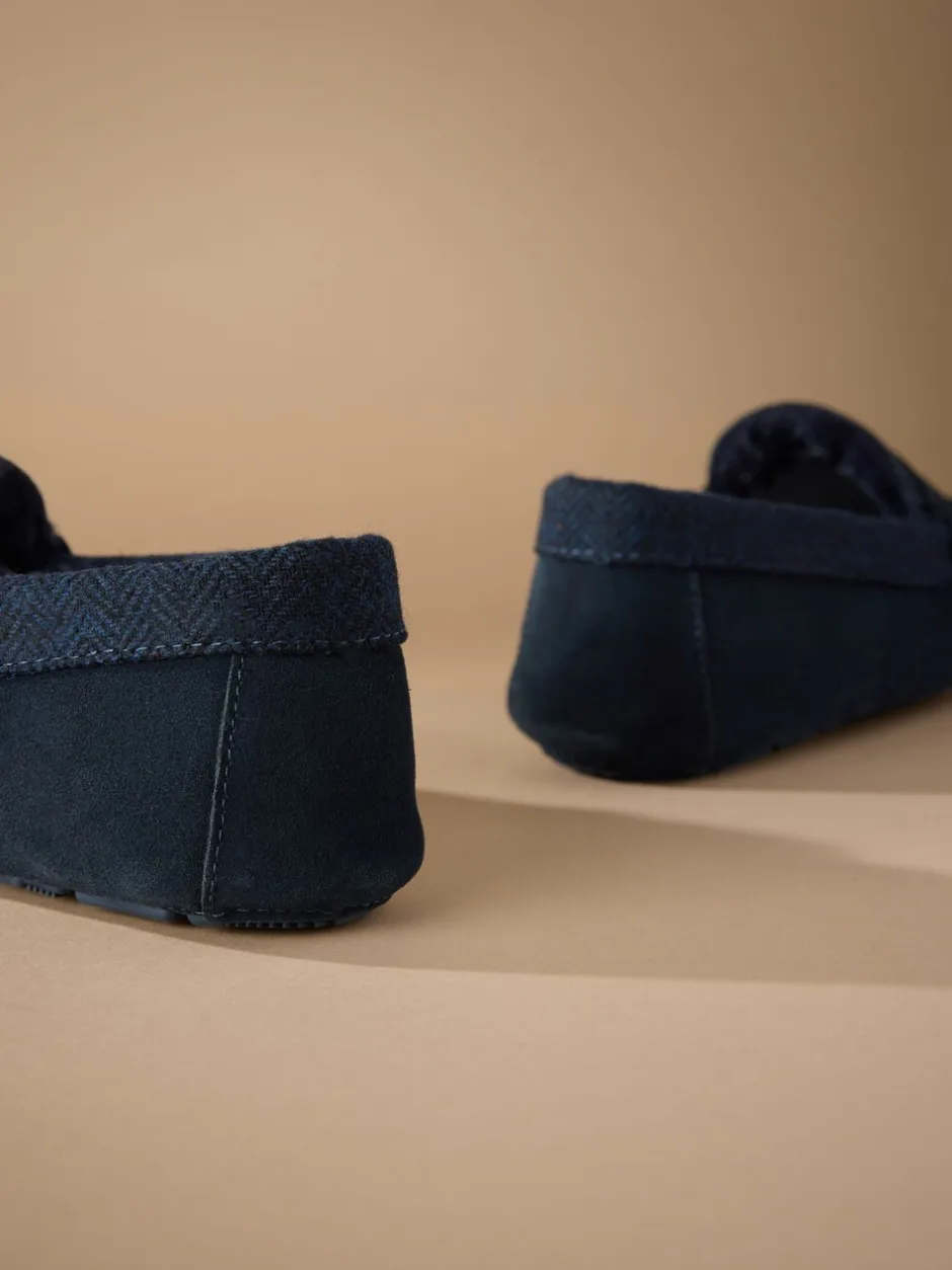 Pantoffels*Next - Signature Suede Fabric Trim Moccasin Slippers Marineblauw