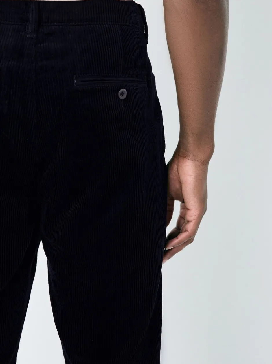 Broeken En Chino's|Next - Standaard toelopende pasvorm - Corduroy Single Pleated Trousers Marineblauw
