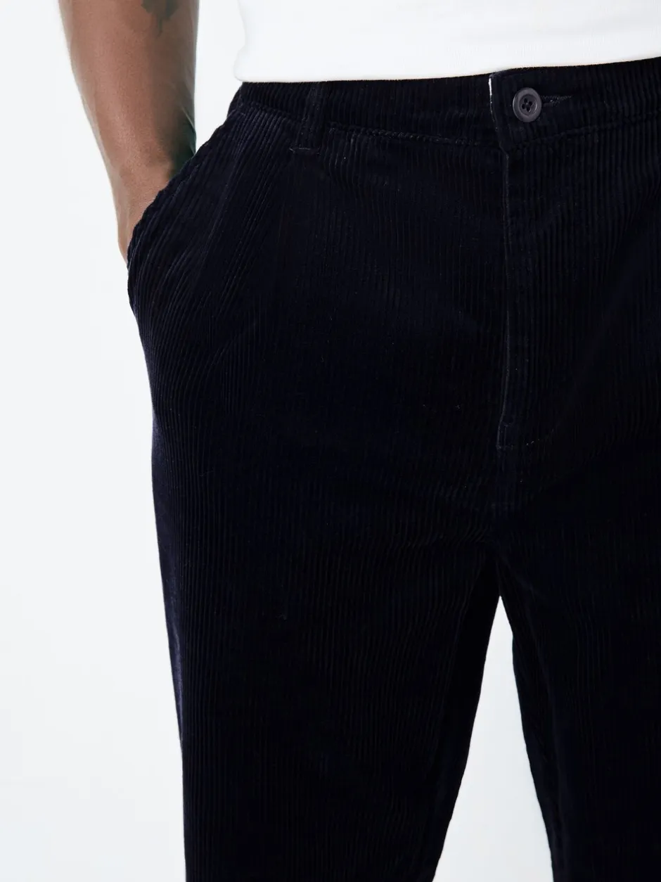 Broeken En Chino's|Next - Standaard toelopende pasvorm - Corduroy Single Pleated Trousers Marineblauw