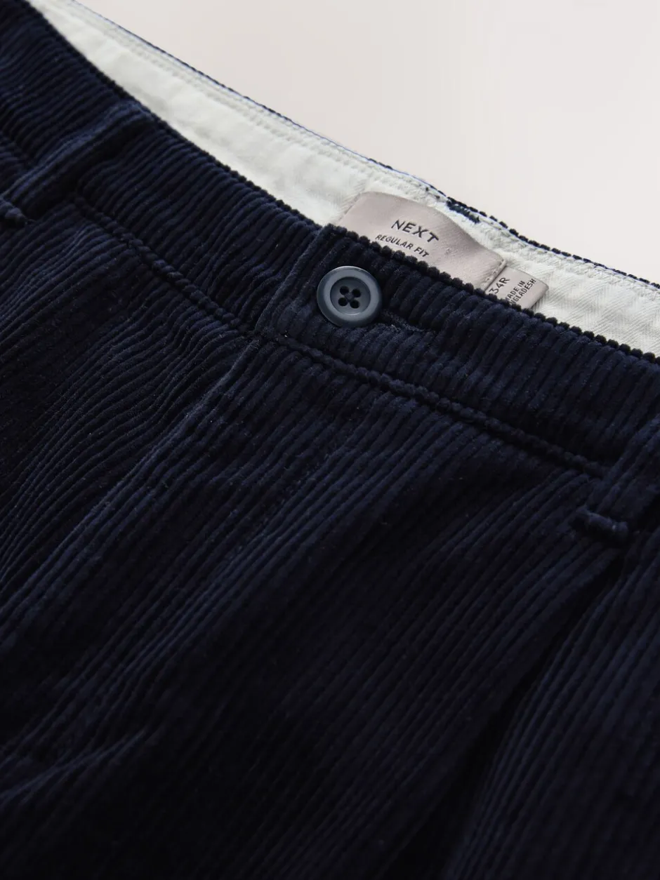 Broeken En Chino's|Next - Standaard toelopende pasvorm - Corduroy Single Pleated Trousers Marineblauw