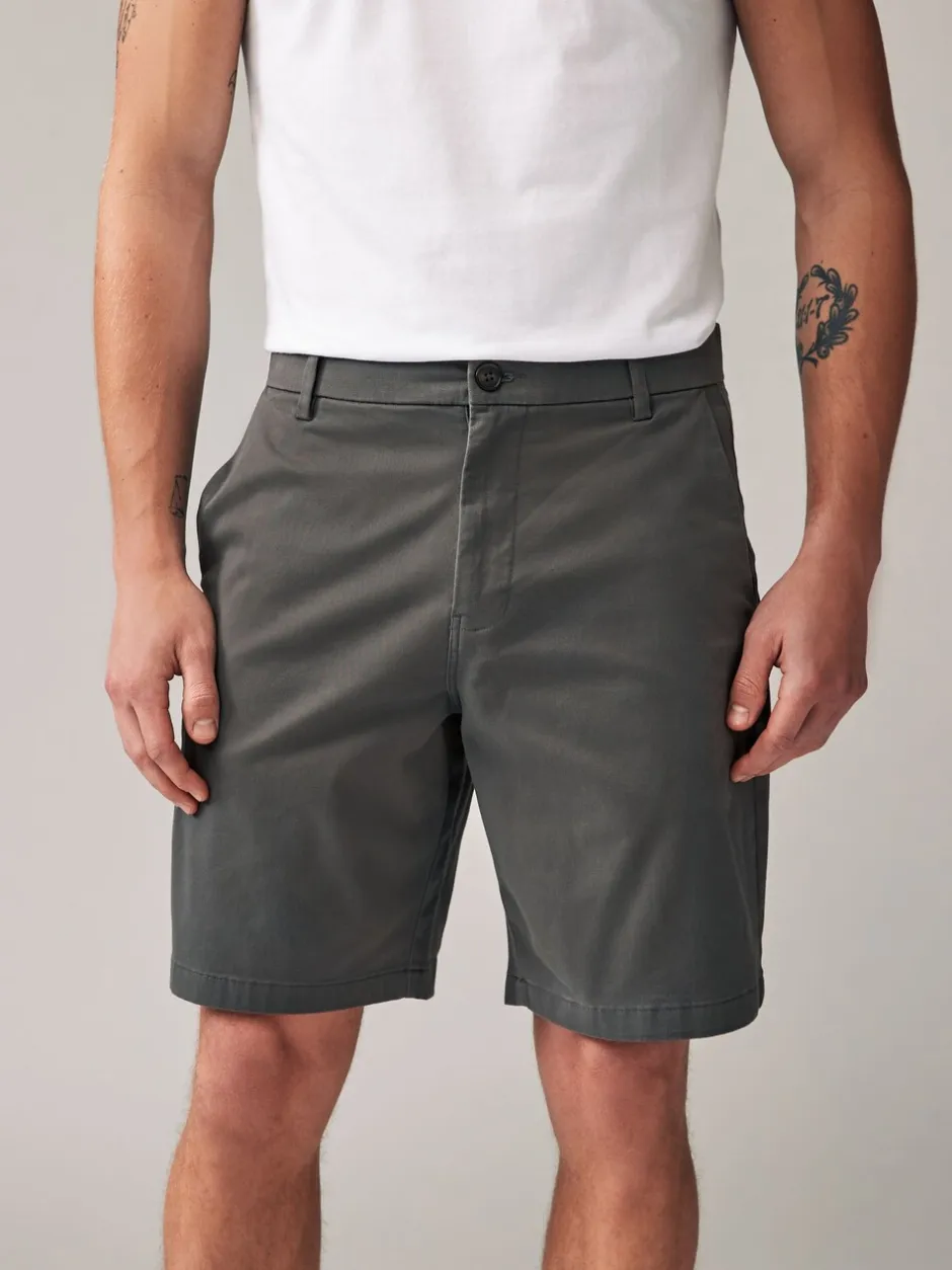 Shorts|Next - Ruimvallende pasvorm. - Set van 2 chinoshorts met stretch Marineblauw/antraciet