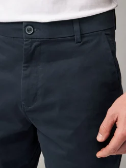 Shorts|Next - Ruimvallende pasvorm. - Set van 2 chinoshorts met stretch Marineblauw/antraciet
