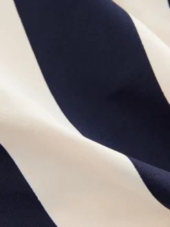 Badkleding*Next Marineblauw/crèmekleurig - Badpak met vormgevende zijrimpeling en buikcorrectie