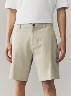 Shorts*Next - Ruimvallende pasvorm. - Set van 2 chinoshorts met stretch Marineblauw/kiezelkleurig