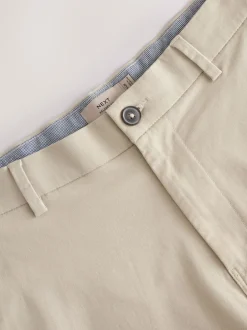 Shorts*Next - Ruimvallende pasvorm. - Set van 2 chinoshorts met stretch Marineblauw/kiezelkleurig