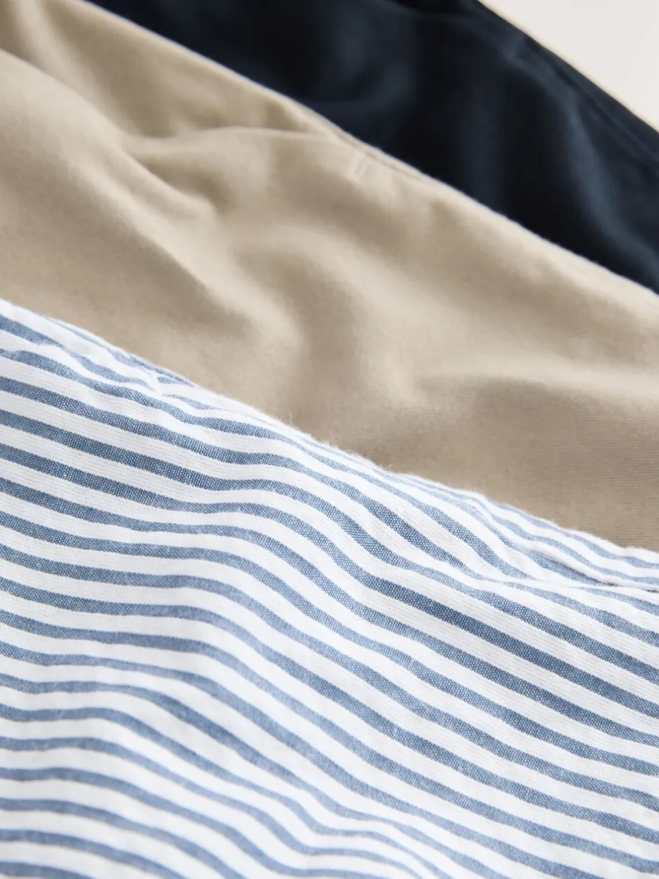 Shorts|Shorts|Next - Verpakking van 3 chinoshorts (3mnd-7jr) Marineblauw/kiezelkleurig/Strepen