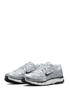 Sneakers|Nike Metallic zilver - P6000 Trainers