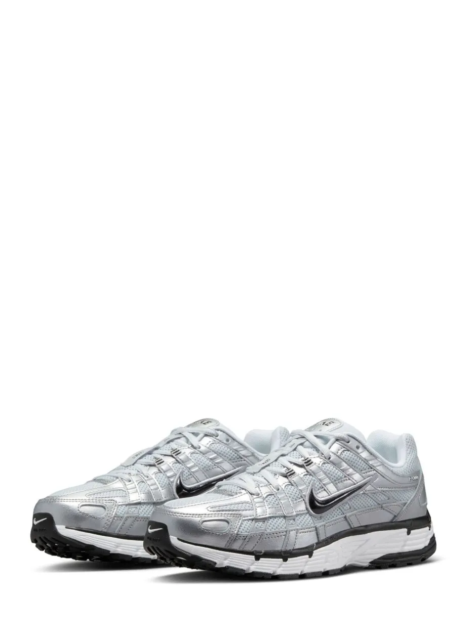 Sneakers|Nike Metallic zilver - P6000 Trainers