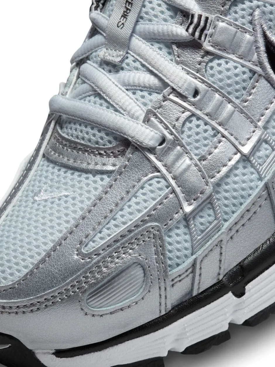 Sneakers|Nike Metallic zilver - P6000 Trainers