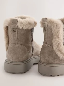 Boots|Next Mink-bruin suède - Met imitatiebont gevoerde Chelsea Boots