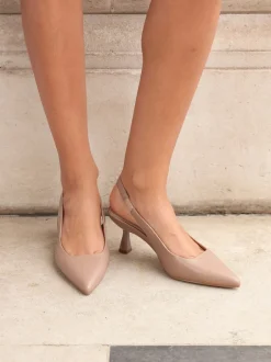 Schoenen Met Hakken|Linzi Mokka - Presley pumps met naaldhakken en spitse neus