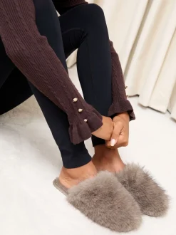 Pantoffels*Lipsy - Faux Fur Ultra Fluffy Close Toe Mule Nightwear Slippers Mokka