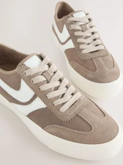 Sneakers*Next - Forever Comfort® Suede Side Stripe Skater Lace Up Trainers Mokkabruin
