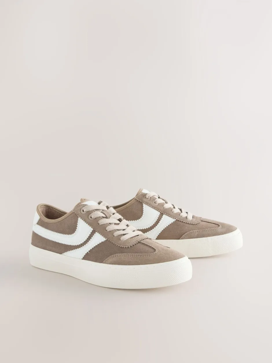 Sneakers*Next - Forever Comfort® Suede Side Stripe Skater Lace Up Trainers Mokkabruin