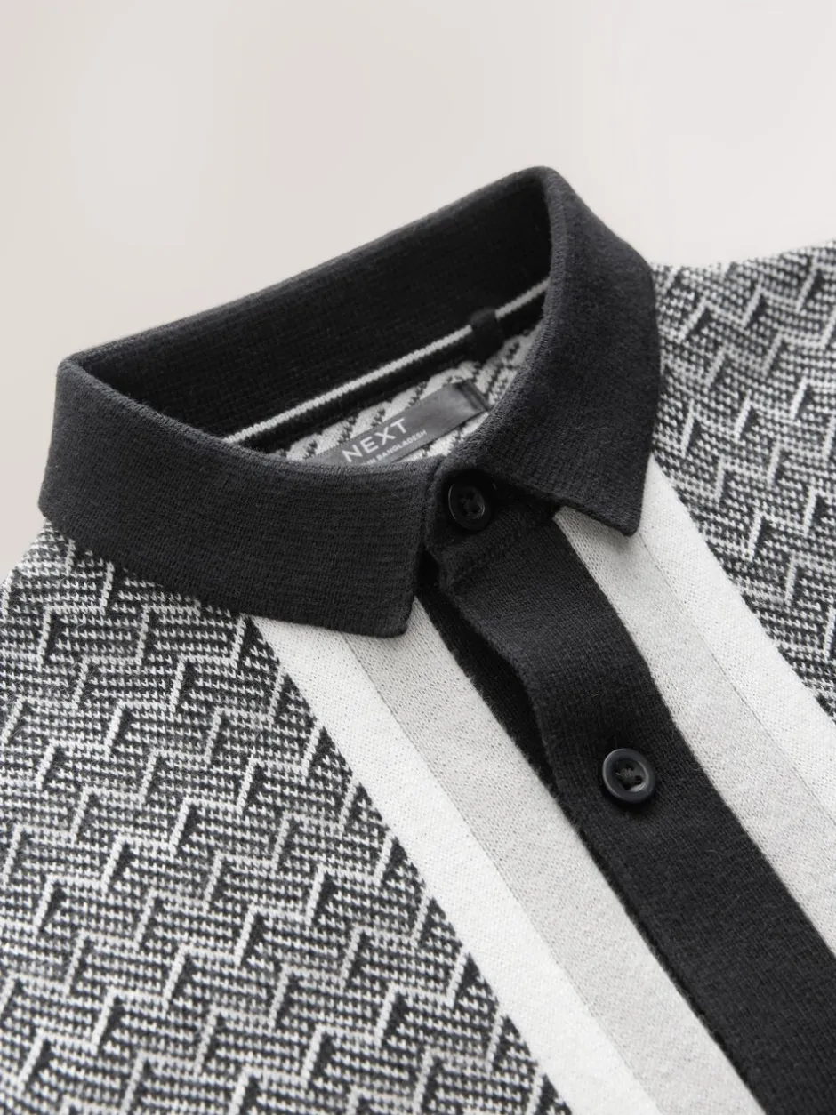 Sets En Outfits|Shorts|Next Monochroom - Set met gebreid poloshirt met knoopsluiting en short met geometrische print (3-16jr)