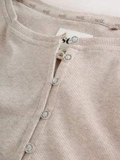 Pyjama's|Loungewear|self. - Geribbelde pyjama met knopen Moutkleurig