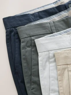 Shorts*Next Multi - Ruimvallende pasvorm. - Set van 4 chinoshorts met stretch