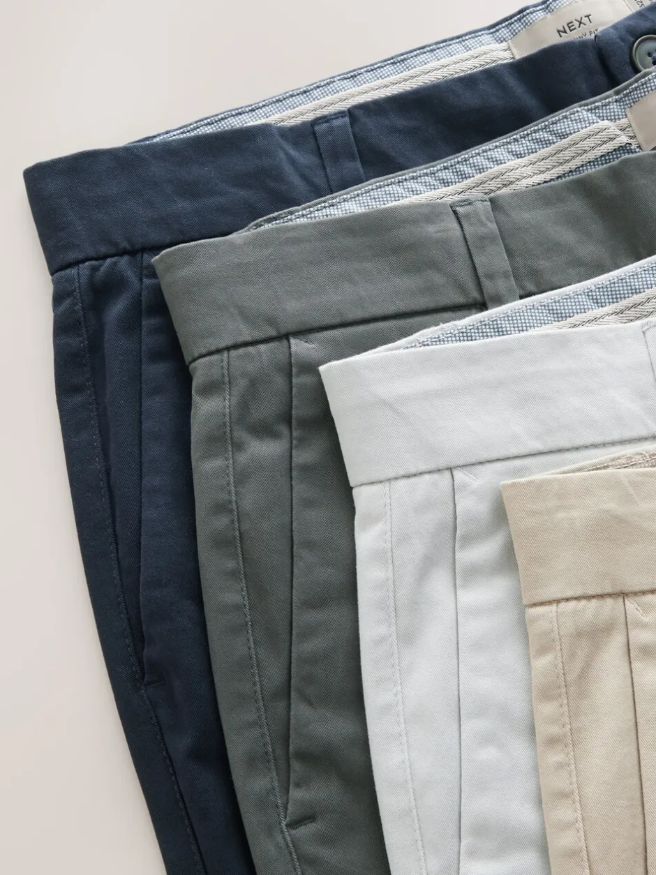Shorts*Next Multi - Ruimvallende pasvorm. - Set van 4 chinoshorts met stretch