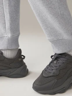 Joggingbroeken|Next - Verpakking van 3 slim-fit jersey joggingbroeken met hoog katoengehalte Multi