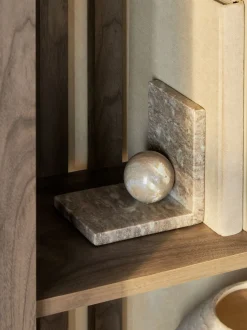 Decoraties|Next N. Premium marmeren statement boekensteun