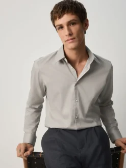 Formele Overhemden*Next Naturel bruin - Slim Fit - Onderhoudsvriendelijk, getextureerd, slim fit overhemd met enkele manchet