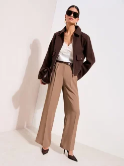 Kostuums En Werkkleding|Broeken*Friends Like These Naturel Latte - Premium broek met wijde pijpen en elastiek aan de achterkant
