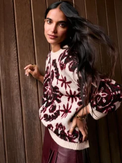 Gebreide Kleding|Next Naturel/Bordeauxrood - Statement trui met Paisley en ronde hals
