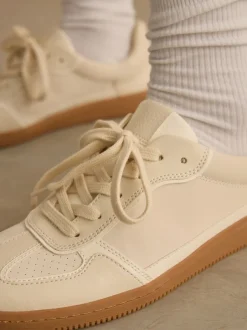 Ruimvallend En Extraruimvallend|Sneakers*Next Natuurlijk - Sneaker met veters