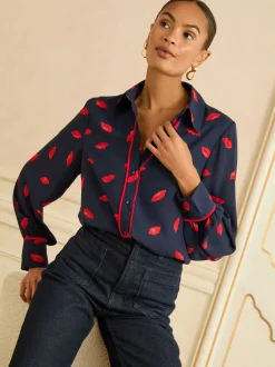Blouses En Overhemden|Love & Roses - Long Sleeve Button Through Shirt Navy Lips Print