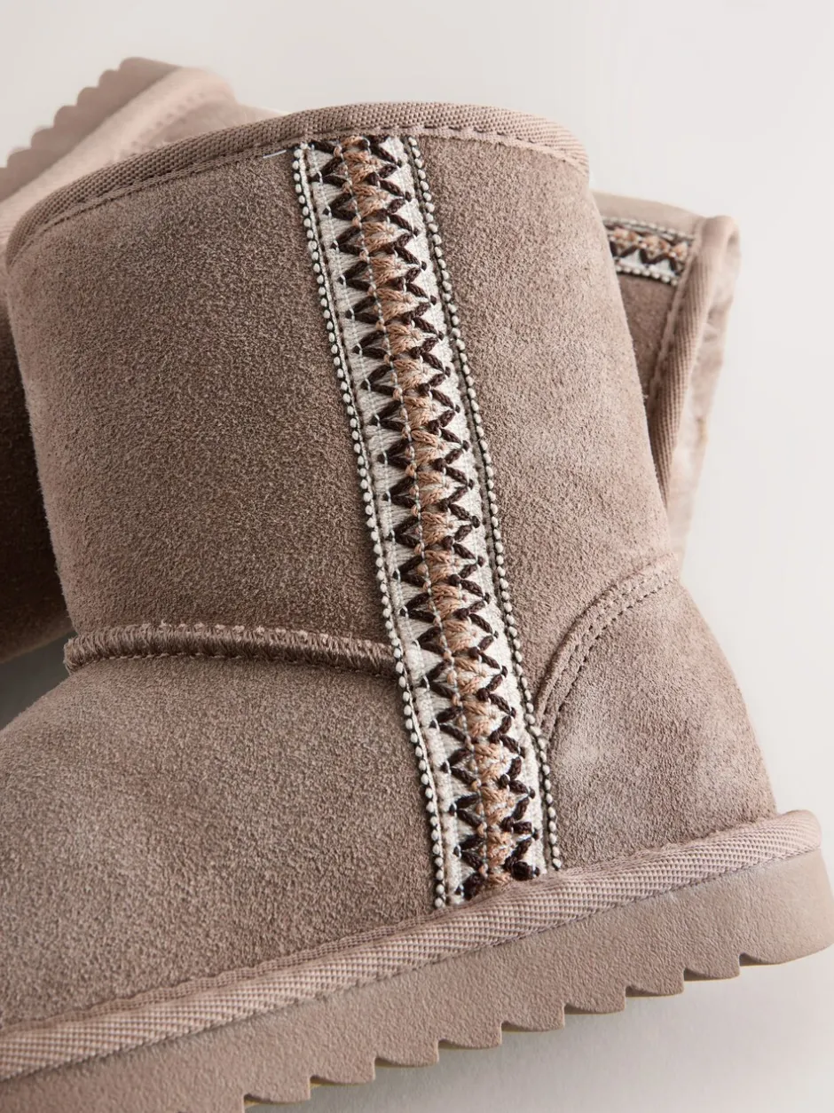 Boots|Next - Waterafstotende suède instaplaarzen Nertsgrijs/bruin
