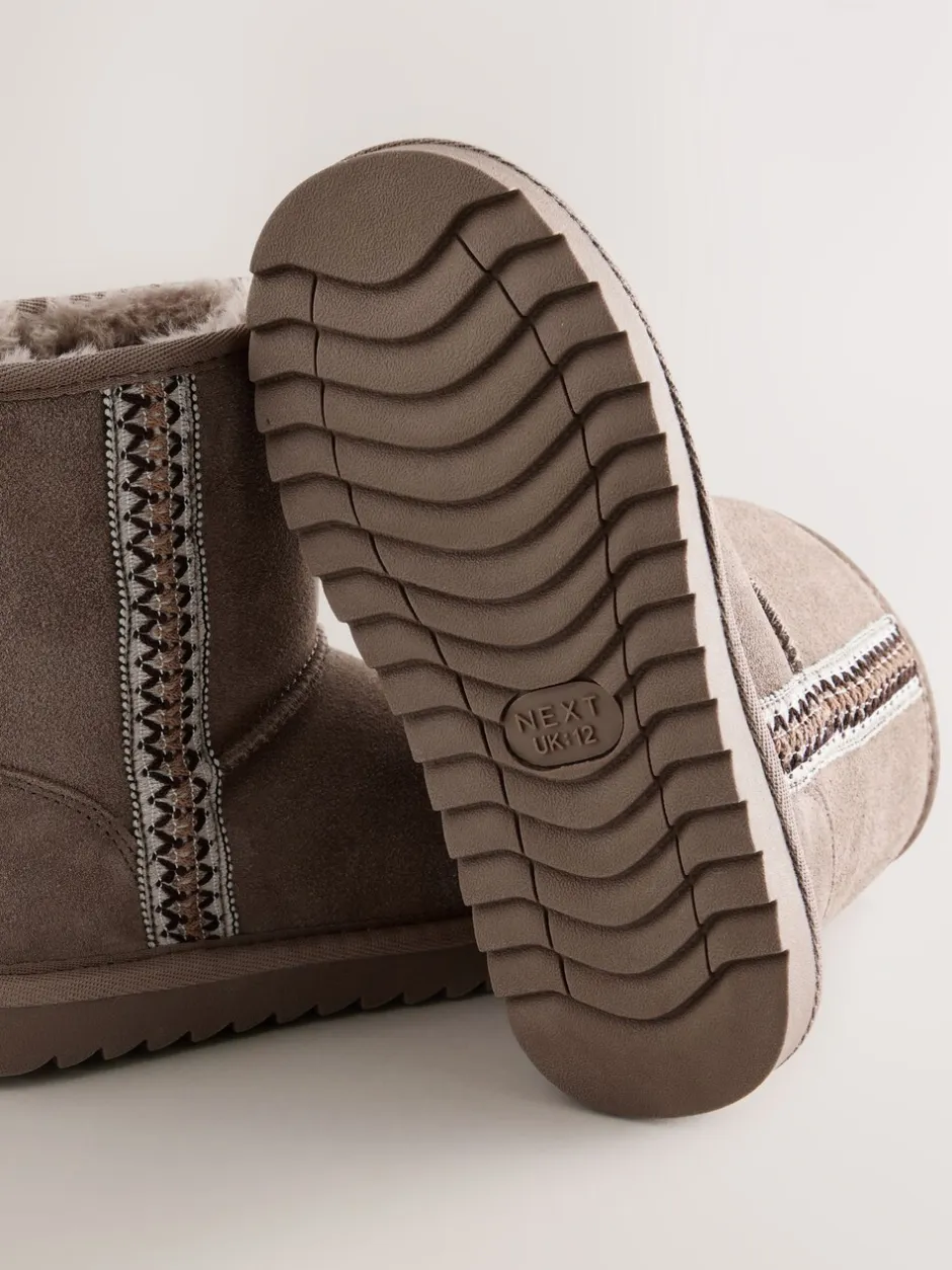 Boots|Next - Waterafstotende suède instaplaarzen Nertsgrijs/bruin