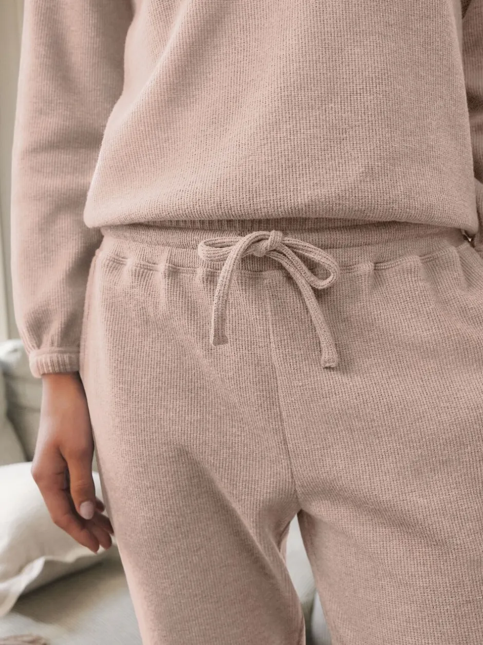 Loungewear|Alle Nacht- En Loungekleding*Next Neutraal - Gezellige pyjama met wafeldessin en lange mouwen