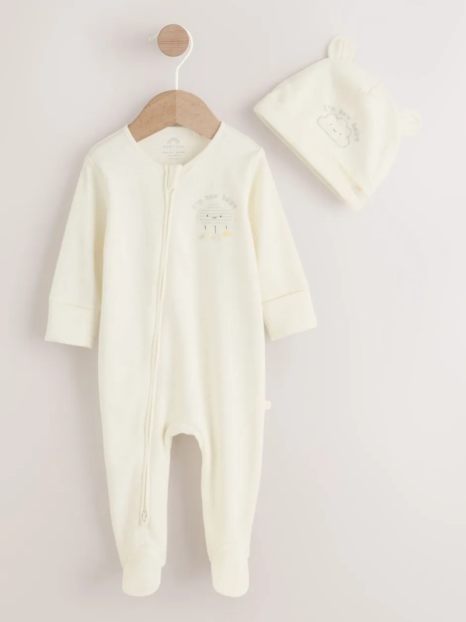 Babypakjes En Babypyjama's*Next Neutraal - Im New Here Sleepsuit And Hat Set (0-9mths)