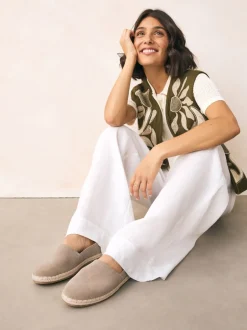 Lage Schoenen*Next - Suède espadrilles met dichte neus Neutraal