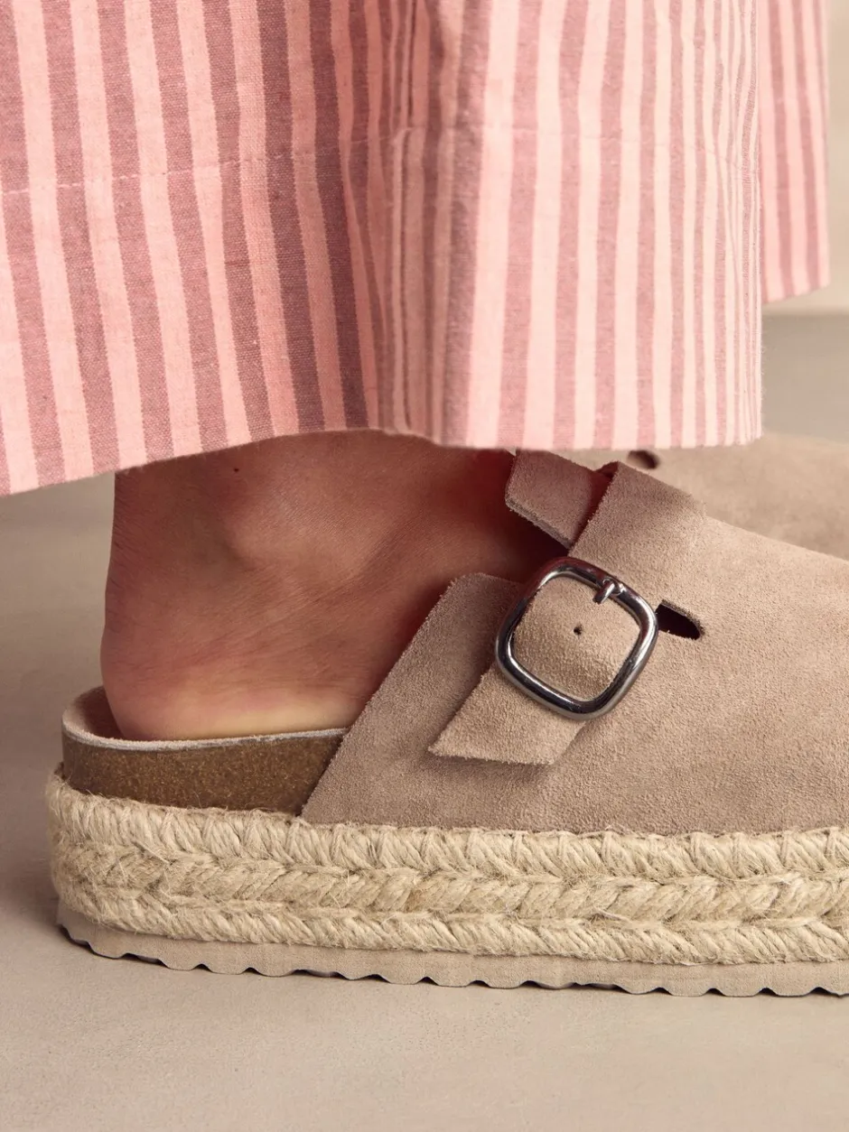 Lage Schoenen|Next - Suède espadrille klompen met ronde neus en dikke zool Neutraal