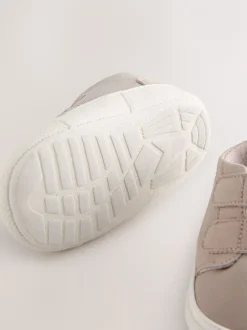 Sneakers*Next - Touch Fastening Baby Trainers (0-2mths) Neutraal